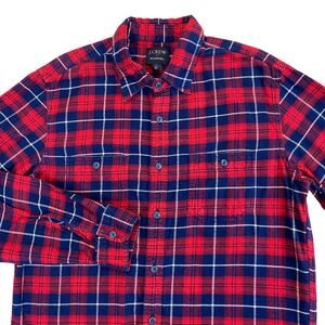 Crew Factory Flannel Shirt Men Size L Red Navy Plaid Button Up Cabin Barn Preppy